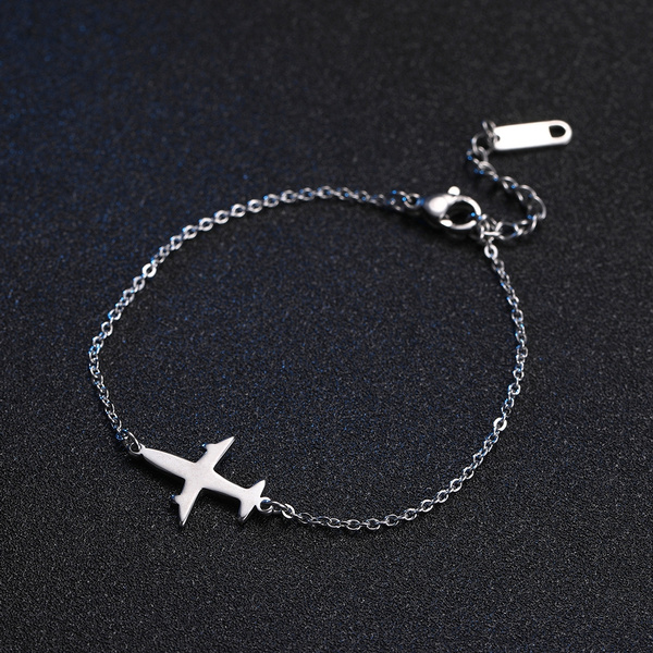 Aviation Gifts: A Gold Airplane Charm Bracelet – Negru Jewelry - Shop Gold  Jewelry Online