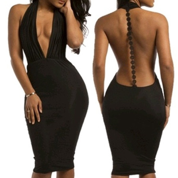 tight black sleeveless dress