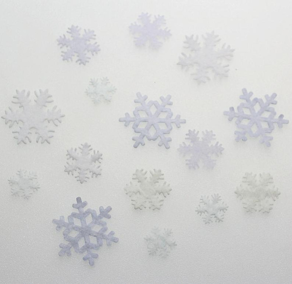 300pcs Felt snowflakes Christmas decorations Mini Snowflake appliques Felt  cuts Craft DIY supplies