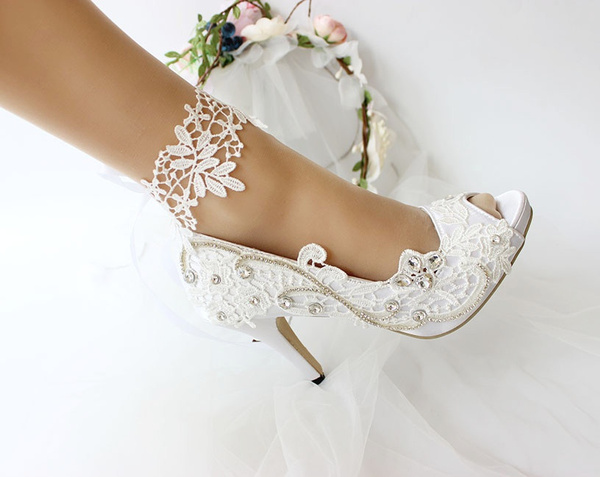 Buy White Lace Block Heel With WRAPPED SATIN TIE, Women Wedding Shoes,  Bridal Shoes, Bridal Heels, Bride Heels Online in India - Etsy