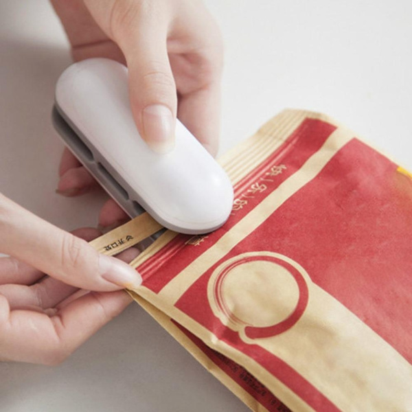 vacuum plastic sealer machine