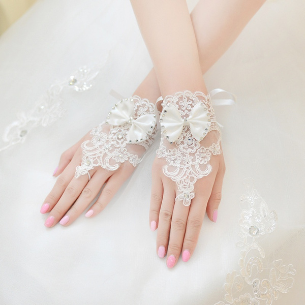 First Communion  Lace Gloves