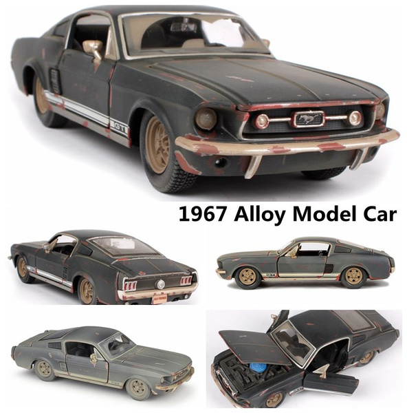 Maisto 1:24 Scale Diecast Alloy Car Model OLD FRIENDS For 1967 Ford MUSTANG GT 