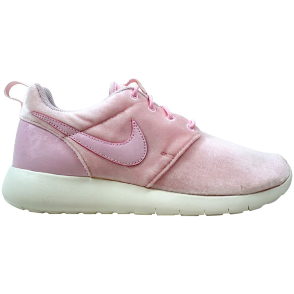 Nike roshe one sales grade school