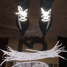 casual shoes, shoelaces, reflectiveshoelace, reflectivelight