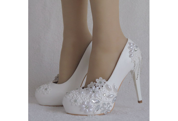 white lace bridal shoes