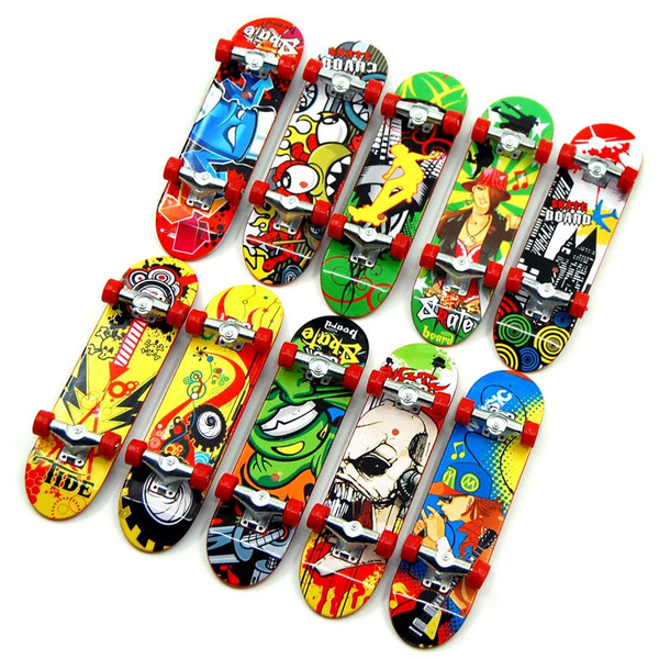 finger skateboard toy