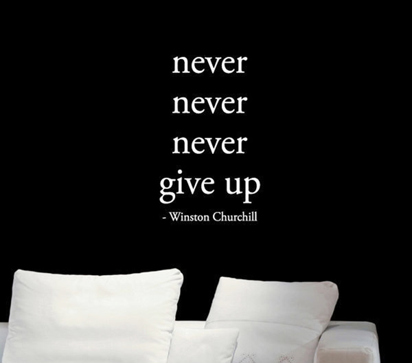 Autocollant Mural Citation 'Never Give Up' Winston Churchill - Vinyle Déco - Neuf