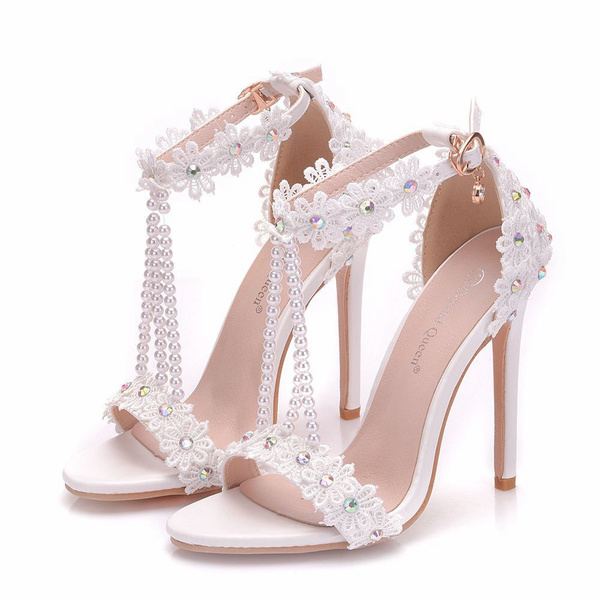white lace shoes wedding