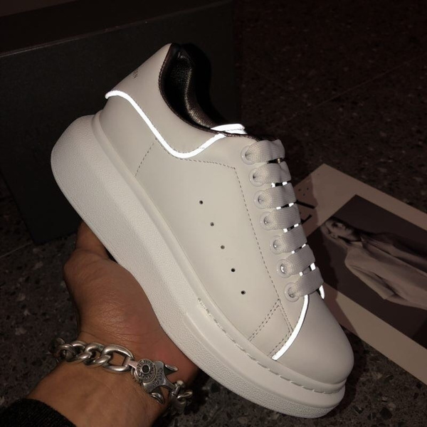 luxury sneakers womens