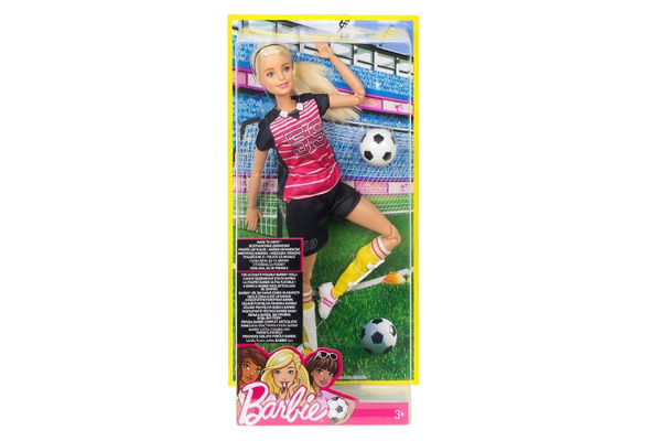 Barbie lança boneca jogadora de futebol