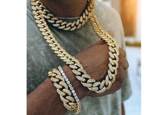 rappers diamond necklace