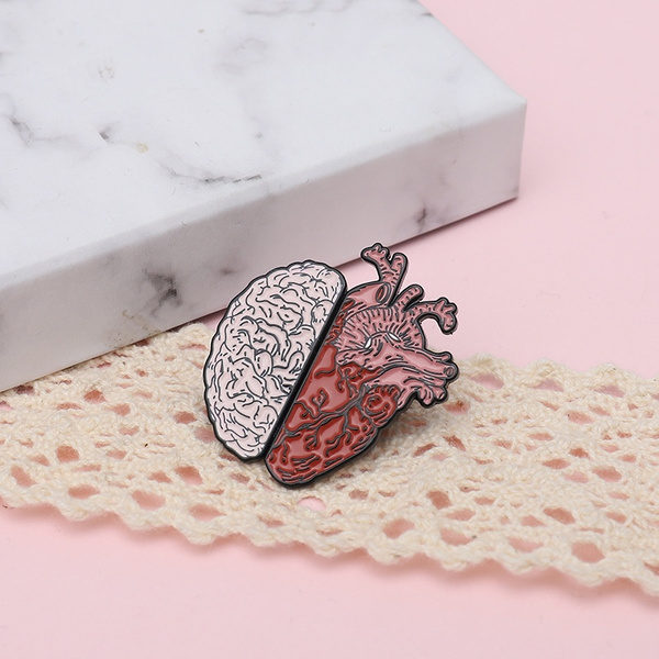 Half Heart Half Brain Combination Creative Brooch Artistic Sense Organ  Accessories Suitable for Medical Workers (8) : : Clothing, Shoes &  Accessories