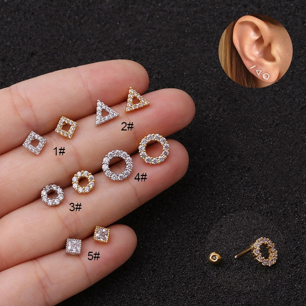 Triangle clearance tragus earring