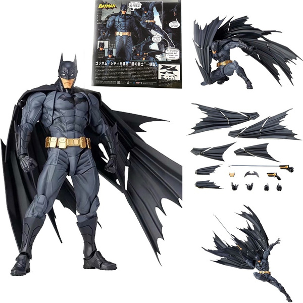 revoltech yamaguchi batman