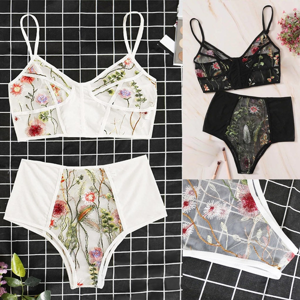 Conjunto De Lencería De Encaje Bordado Floral Con Cuello En Conjunto De Lencería De Encaje Bordado Floral Con Cuello En