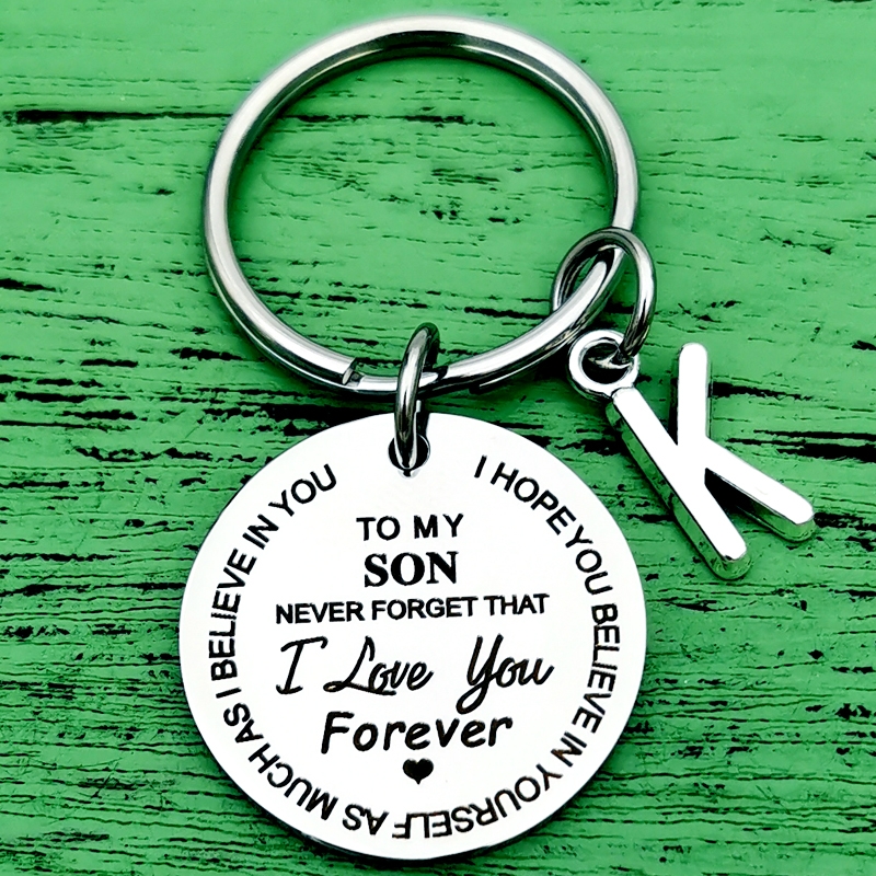 Inspirational Keychain Gifts to Daughter Encouragement Keyring to Girls from Dad Birthday Christmas Gifts Never Forget That I Love You Keychain Family Pendant Charm