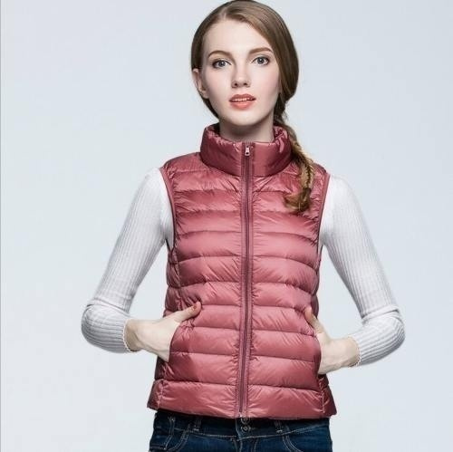 WMNS Sleeveless Extra Long Puffer Ves - Pink