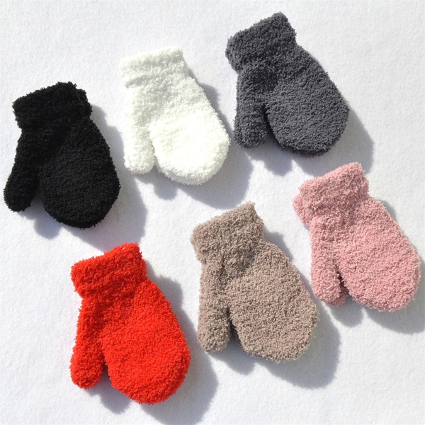 baby gloves with fingers