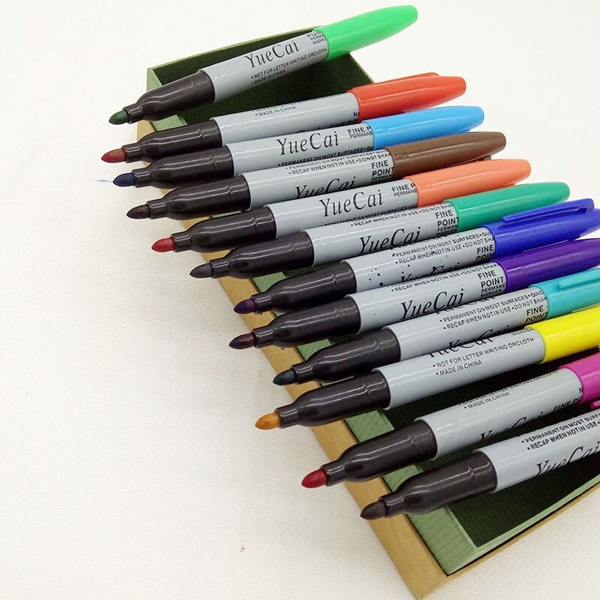 12 Pcs Set Oil Marker Pens Colored Markers Art Pen Permanent Colour Marker Pen 12 Pcs Set Oil Marker Pens Colored Markers Art Pen Permanent Colour Marker Pen