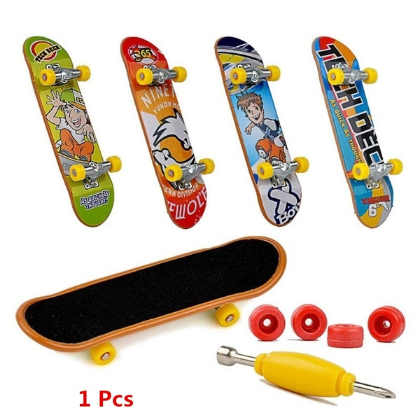 New 1 Pcs Mini Finger Skateboard Fingerboard Skate Board Kids Table Deck  Toy Mini Children Toys Random Color