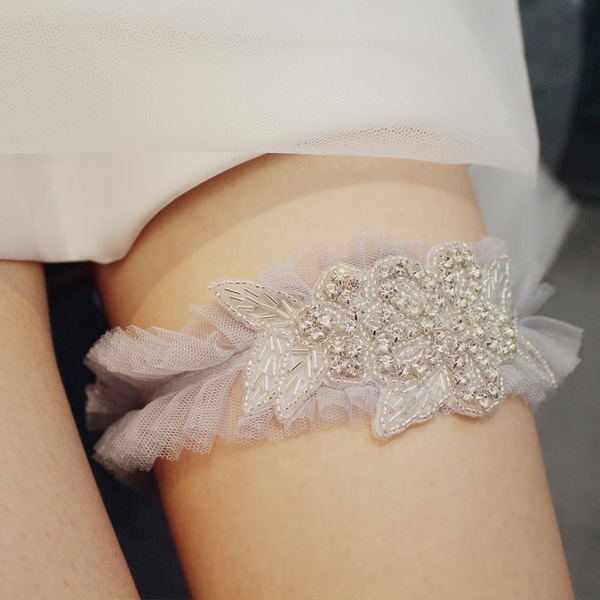 bride leg garter