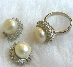pearls, white, black, earring79