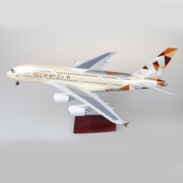 etihad toy plane