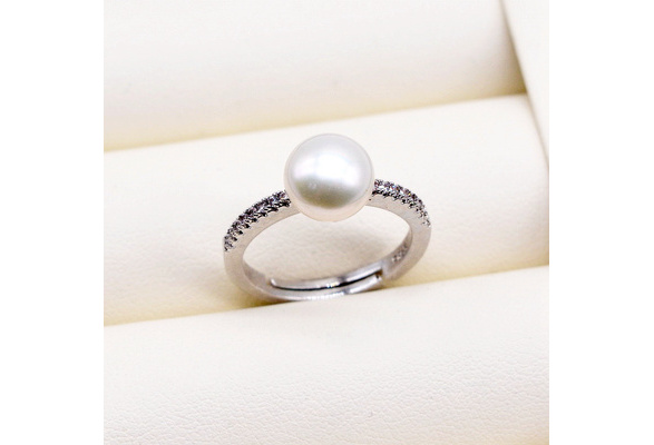 Simple pearl ring. 8-9 mm natural freshwater pearls. 925 sterling