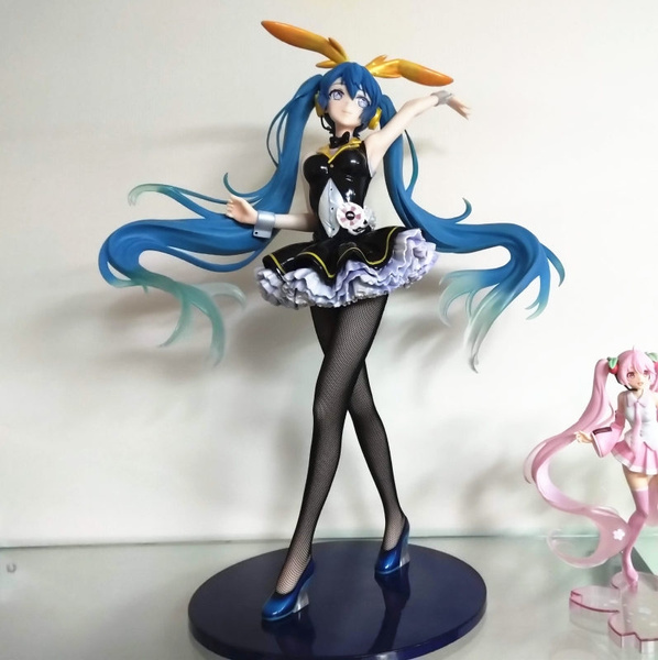Expansion shelf added to anime figure collection | Anime figures, Sailor  moon collectibles, Anime