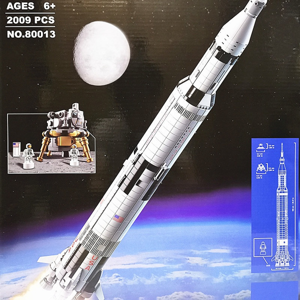 saturn 5 toy