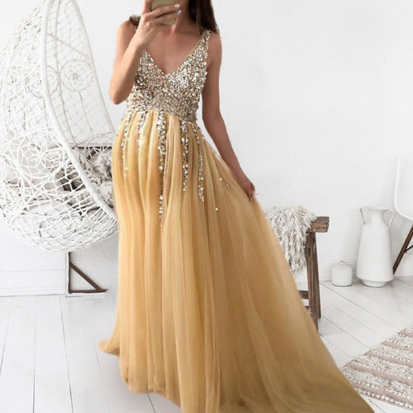 formal long dress for pregnant