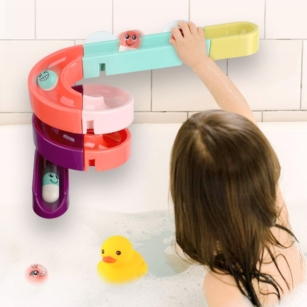 Bath toys that stick to the clearance wall