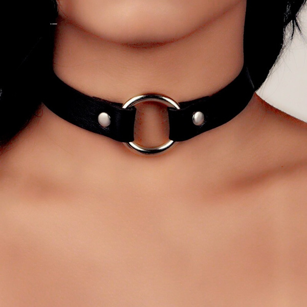 Hot chokers shop