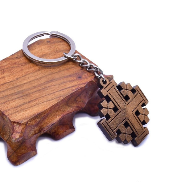 2PCS Wooden Catholic Jerusalem Cross Keychain Pendant Religious Ornament  Travel Souvenir