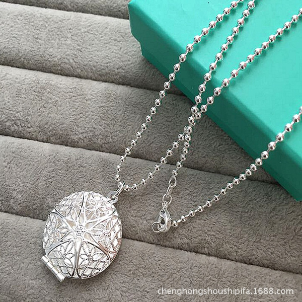 Round Photo Pendant Picture Frame Charm Fashion Sterling Silver Round Photo Pendant Picture Frame Charm Fashion Sterling Silver