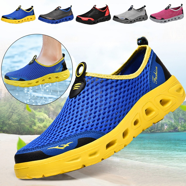 Unisex Lightweight Mesh Water Shoes Slip-on Quick Drying Aqua Beach Shoes 