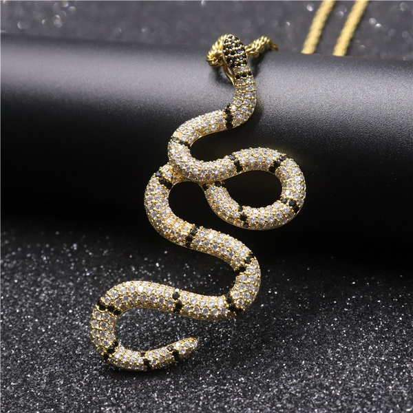 At placere Dokument fusion Animal series necklace Snake shaped full diamond pendant Miniature zircon  pendant Iced out chain Iced out pendant is a cold-blooded animal Goldplated  jewelry Mens fashion snake necklace Diamond necklace snake The mens