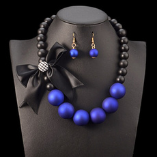 Blues, Fashion Accessory, Fashion, Jewelry