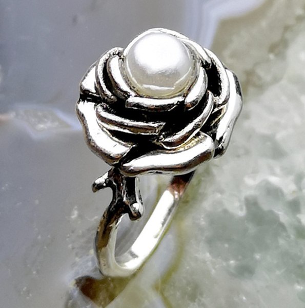 Dainty Elegant Natural Pearl Ring – Ayat Jewells