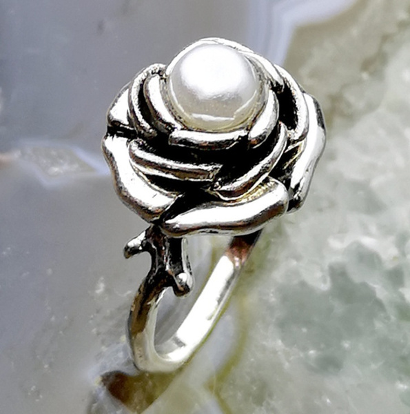 Rose pearl online ring