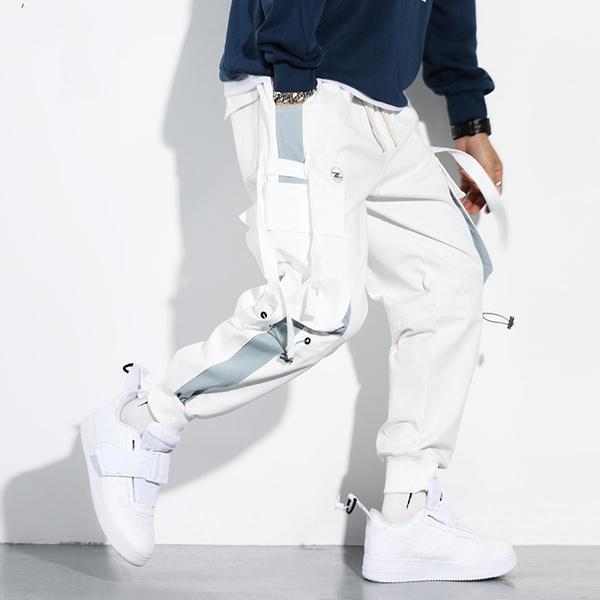 Cargo joggers with online pockets