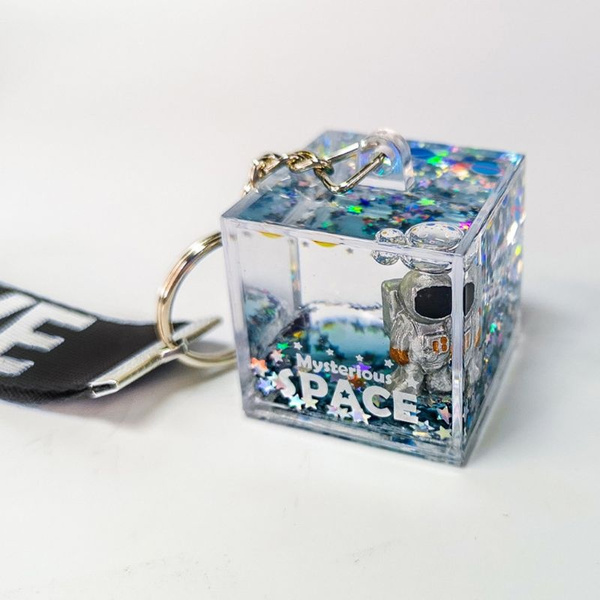 Mysterious Space Glitter Quicksand Square Keychain Astronaut Bag Charm  Keyring Fashion Jewelry Space lover Gifts