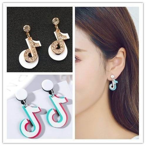 Tiktok dangle deals earrings