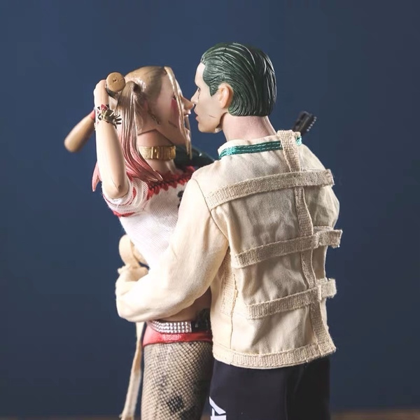 Joker and harley shop quinn action figures