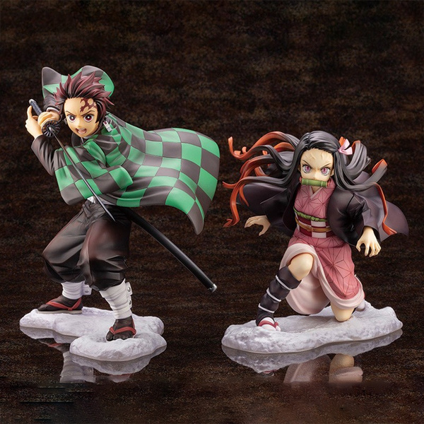 FIGURE DEMON SLAYER: KIMETSU NO YAIBA - NEZUKO KAMADO E TANJIRO