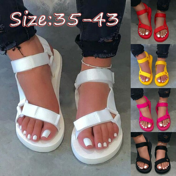 Peep toe buckle plain best sale buckle sandals