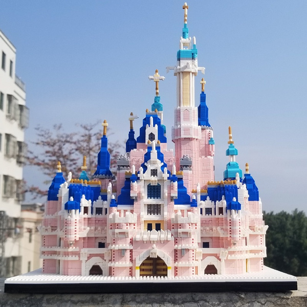 pink princess castle toy