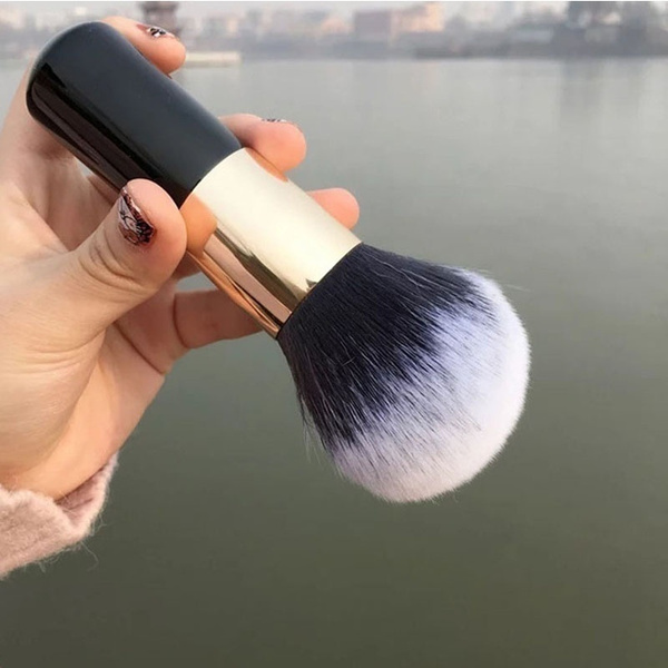 Soft makeup deals brushes