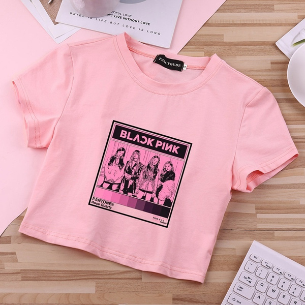 T shirt black discount pink